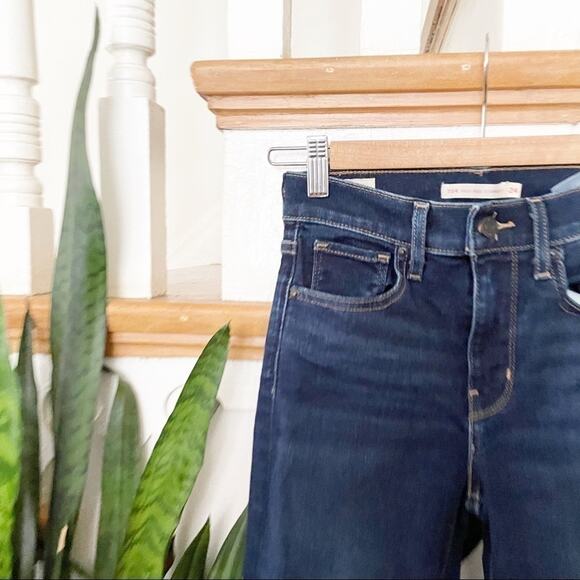 LEVIS high rise straight dark denim Jeans sz 24 - Picture 3 of 6